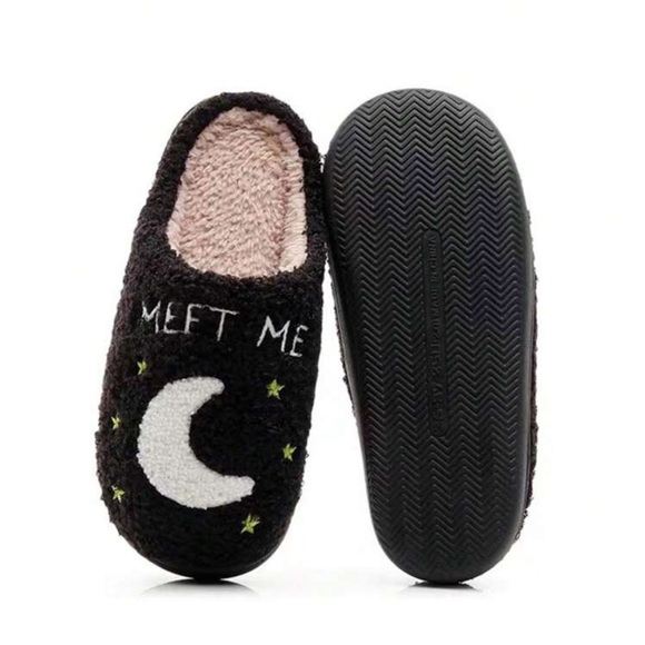 Meet me at Midnight Slippers ✨Anti Slip Taylor Swift - Picture 2 of 4